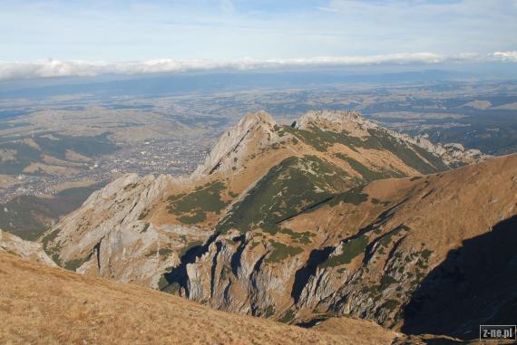 PATRZĄC Z CZERWONYCH NA PIĘKNY GIEWONT JESIEŃ 2010