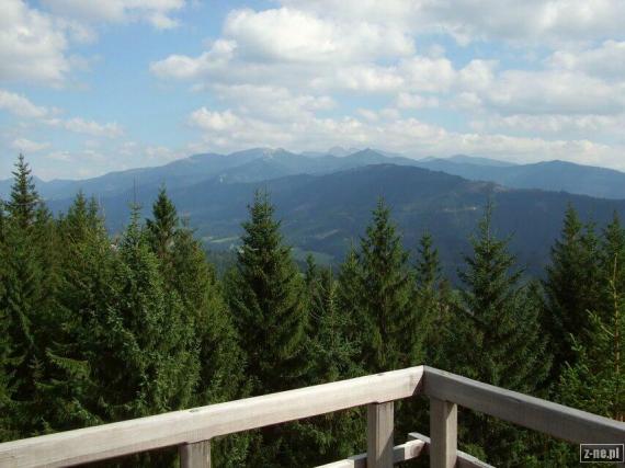 Zapadne Tatry z rozhladne na Susave